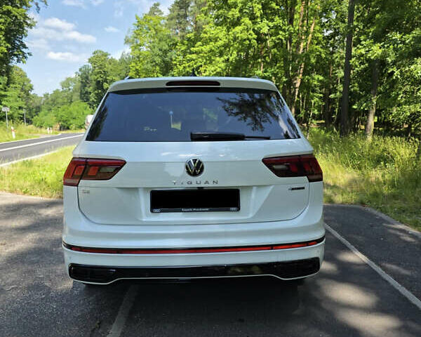 Белый Фольксваген Tiguan Allspace, объемом двигателя 2 л и пробегом 65 тыс. км за 22500 $, фото 9 на Automoto.ua