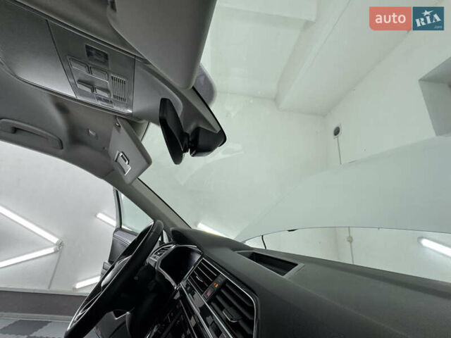 Белый Фольксваген Tiguan Allspace, объемом двигателя 2 л и пробегом 86 тыс. км за 24999 $, фото 79 на Automoto.ua