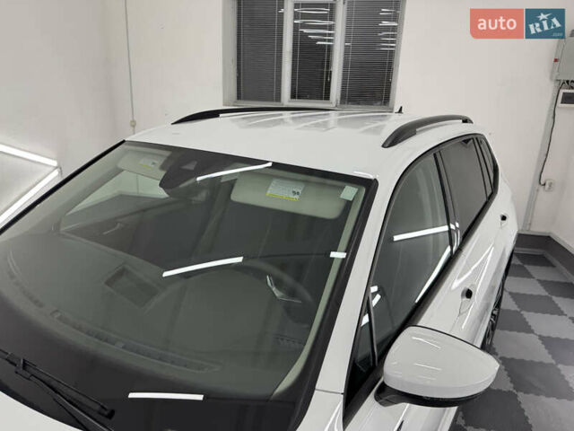 Белый Фольксваген Tiguan Allspace, объемом двигателя 2 л и пробегом 86 тыс. км за 24999 $, фото 118 на Automoto.ua