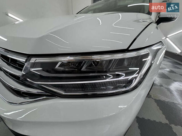 Белый Фольксваген Tiguan Allspace, объемом двигателя 2 л и пробегом 86 тыс. км за 24999 $, фото 106 на Automoto.ua