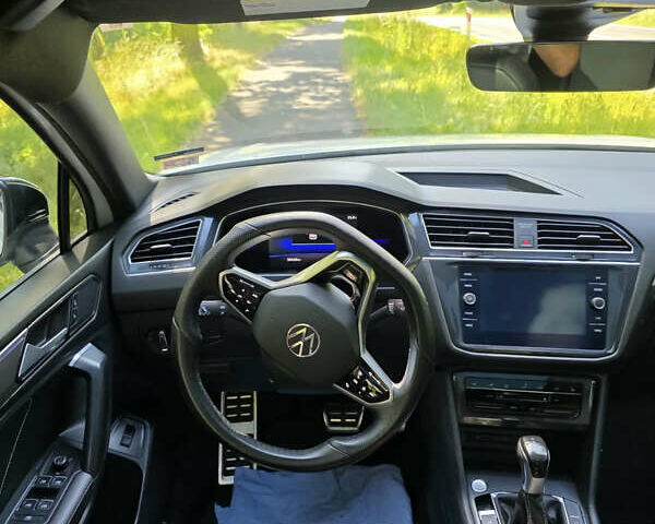 Белый Фольксваген Tiguan Allspace, объемом двигателя 2 л и пробегом 65 тыс. км за 22500 $, фото 20 на Automoto.ua
