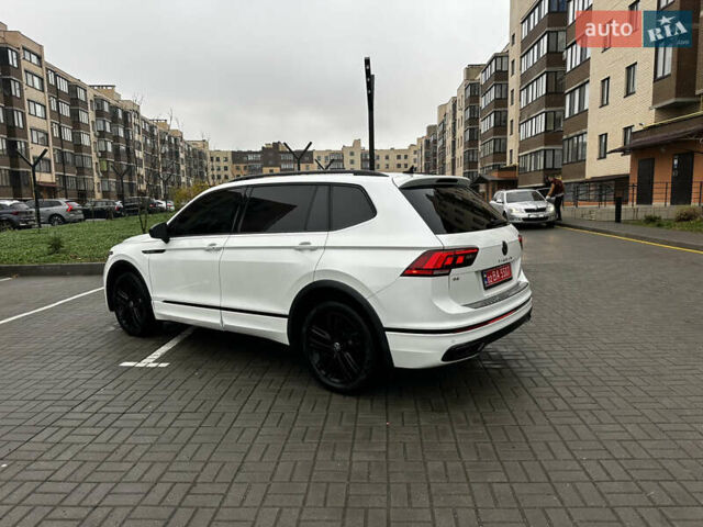 Белый Фольксваген Tiguan Allspace, объемом двигателя 2 л и пробегом 104 тыс. км за 26600 $, фото 2 на Automoto.ua
