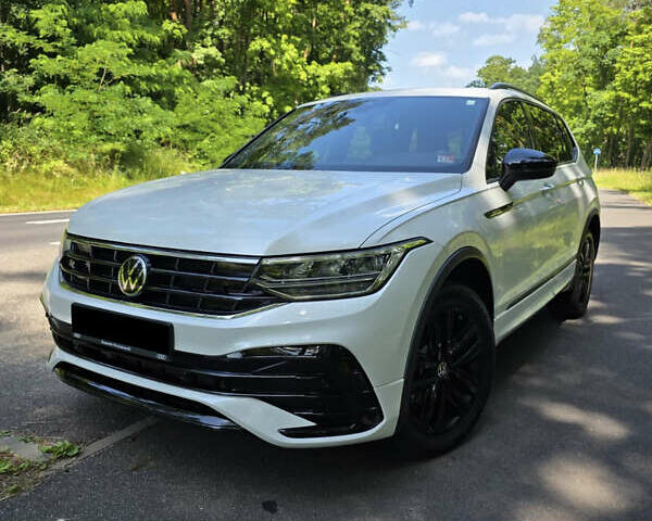 Белый Фольксваген Tiguan Allspace, объемом двигателя 2 л и пробегом 65 тыс. км за 22500 $, фото 14 на Automoto.ua