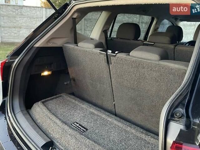 Чорний Фольксваген Tiguan Allspace, об'ємом двигуна 1.99 л та пробігом 142 тис. км за 20500 $, фото 4 на Automoto.ua