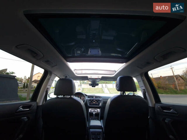 Черный Фольксваген Tiguan Allspace, объемом двигателя 1.98 л и пробегом 94 тыс. км за 22871 $, фото 49 на Automoto.ua
