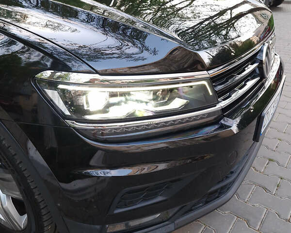 Черный Фольксваген Tiguan Allspace, объемом двигателя 1.98 л и пробегом 98 тыс. км за 23643 $, фото 29 на Automoto.ua