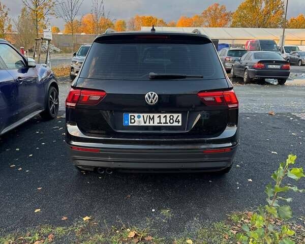 Чорний Фольксваген Tiguan Allspace, об'ємом двигуна 0 л та пробігом 218 тис. км за 17500 $, фото 6 на Automoto.ua