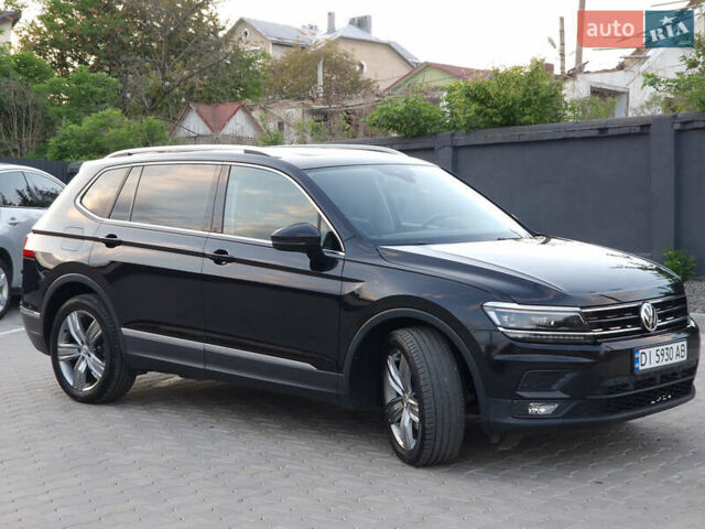 Черный Фольксваген Tiguan Allspace, объемом двигателя 1.98 л и пробегом 98 тыс. км за 23643 $, фото 10 на Automoto.ua