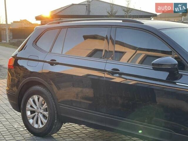 Чорний Фольксваген Tiguan Allspace, об'ємом двигуна 1.99 л та пробігом 142 тис. км за 20500 $, фото 9 на Automoto.ua