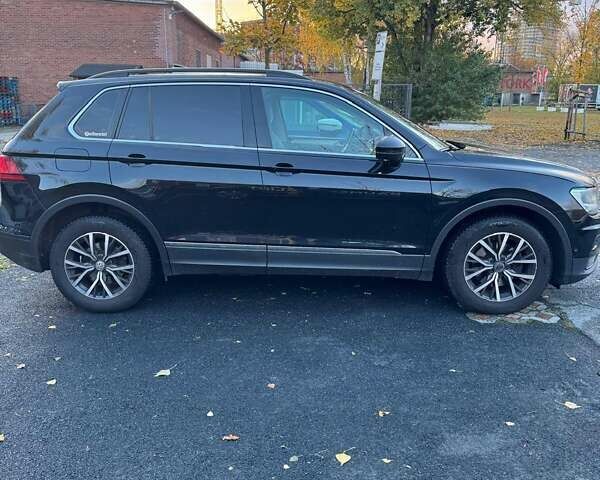 Чорний Фольксваген Tiguan Allspace, об'ємом двигуна 0 л та пробігом 218 тис. км за 17500 $, фото 5 на Automoto.ua