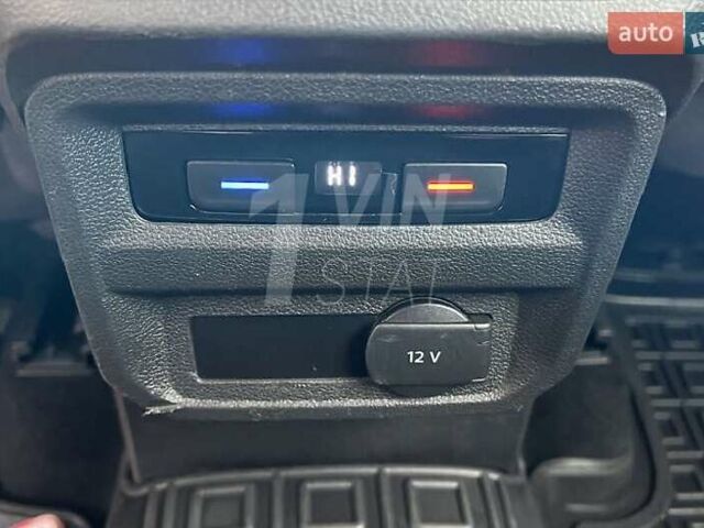 Черный Фольксваген Tiguan Allspace, объемом двигателя 1.97 л и пробегом 226 тыс. км за 22900 $, фото 12 на Automoto.ua