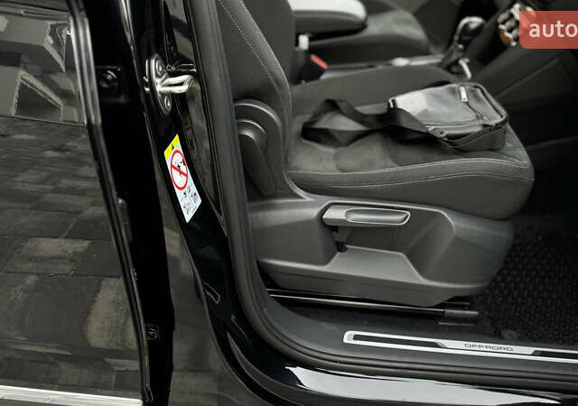 Чорний Фольксваген Tiguan Allspace, об'ємом двигуна 2 л та пробігом 195 тис. км за 26499 $, фото 56 на Automoto.ua