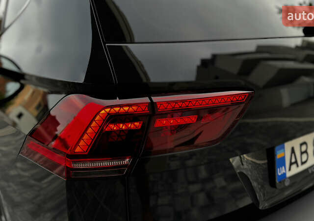 Чорний Фольксваген Tiguan Allspace, об'ємом двигуна 2 л та пробігом 195 тис. км за 26499 $, фото 49 на Automoto.ua