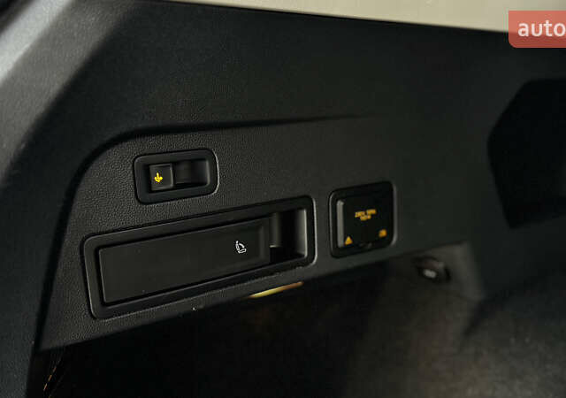 Чорний Фольксваген Tiguan Allspace, об'ємом двигуна 2 л та пробігом 195 тис. км за 26499 $, фото 65 на Automoto.ua