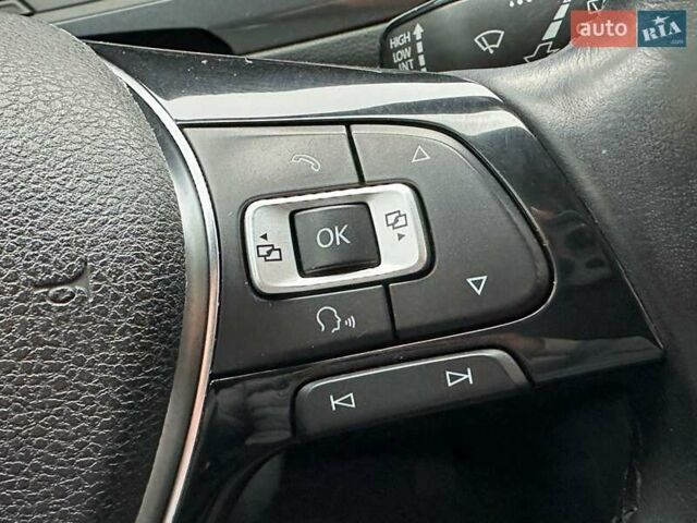 Черный Фольксваген Tiguan Allspace, объемом двигателя 1.98 л и пробегом 271 тыс. км за 16499 $, фото 8 на Automoto.ua