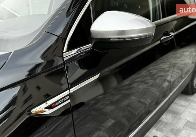 Чорний Фольксваген Tiguan Allspace, об'ємом двигуна 2 л та пробігом 195 тис. км за 26499 $, фото 25 на Automoto.ua