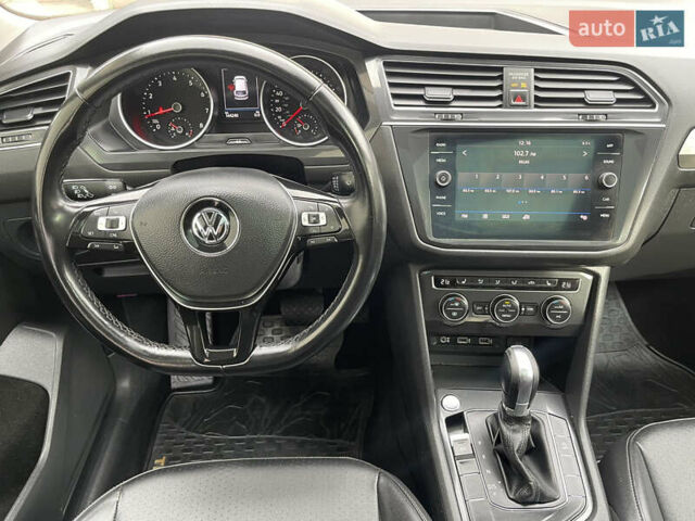 Чорний Фольксваген Tiguan Allspace, об'ємом двигуна 2 л та пробігом 144 тис. км за 16999 $, фото 9 на Automoto.ua