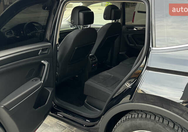 Чорний Фольксваген Tiguan Allspace, об'ємом двигуна 2 л та пробігом 195 тис. км за 26499 $, фото 43 на Automoto.ua