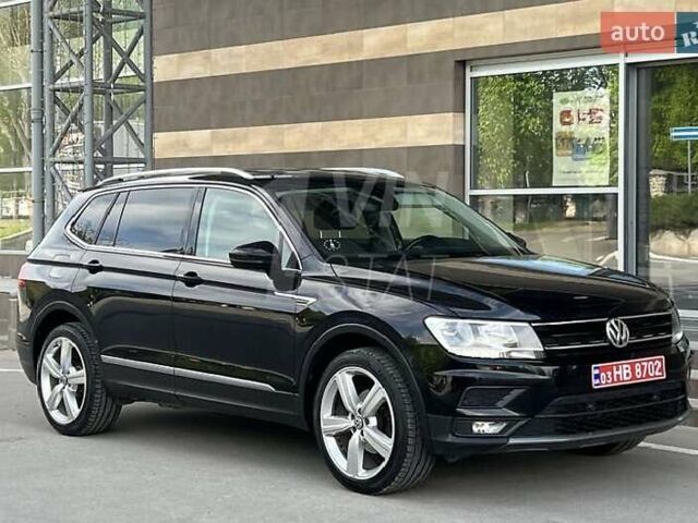Черный Фольксваген Tiguan Allspace, объемом двигателя 1.97 л и пробегом 226 тыс. км за 22900 $, фото 13 на Automoto.ua