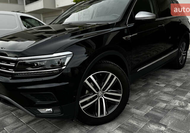 Черный Фольксваген Tiguan Allspace, объемом двигателя 2 л и пробегом 195 тыс. км за 26499 $, фото 24 на Automoto.ua