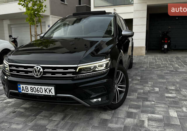 Черный Фольксваген Tiguan Allspace, объемом двигателя 2 л и пробегом 195 тыс. км за 26499 $, фото 64 на Automoto.ua