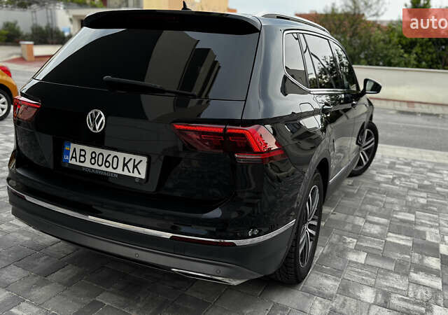 Черный Фольксваген Tiguan Allspace, объемом двигателя 2 л и пробегом 195 тыс. км за 26499 $, фото 51 на Automoto.ua