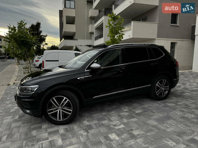 Черный Фольксваген Tiguan Allspace, объемом двигателя 2 л и пробегом 195 тыс. км за 26499 $, фото 1 на Automoto.ua