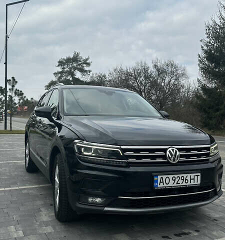 Чорний Фольксваген Tiguan Allspace, об'ємом двигуна 2 л та пробігом 265 тис. км за 25000 $, фото 58 на Automoto.ua