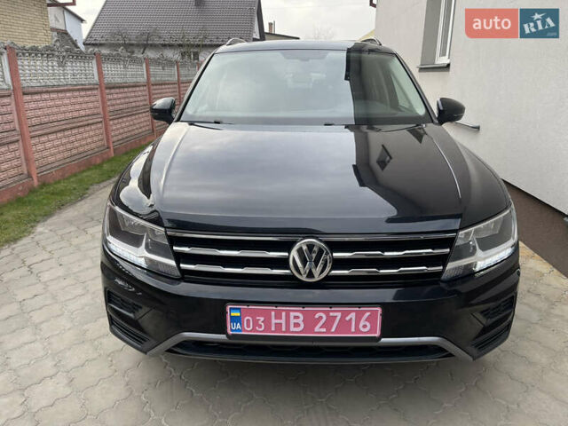 Чорний Фольксваген Tiguan Allspace, об'ємом двигуна 2 л та пробігом 144 тис. км за 16999 $, фото 4 на Automoto.ua