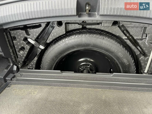 Чорний Фольксваген Tiguan Allspace, об'ємом двигуна 2 л та пробігом 144 тис. км за 16999 $, фото 15 на Automoto.ua