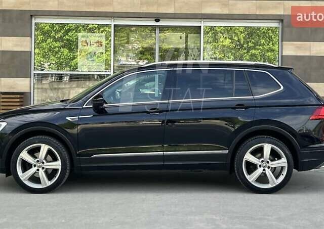 Черный Фольксваген Tiguan Allspace, объемом двигателя 1.97 л и пробегом 226 тыс. км за 22900 $, фото 1 на Automoto.ua