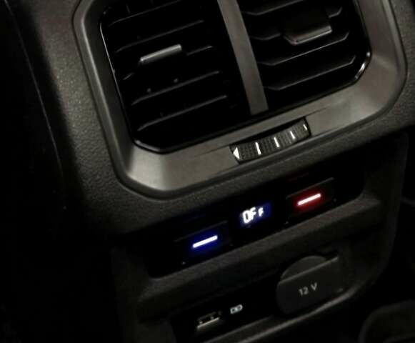 Черный Фольксваген Tiguan Allspace, объемом двигателя 2 л и пробегом 263 тыс. км за 31500 $, фото 52 на Automoto.ua