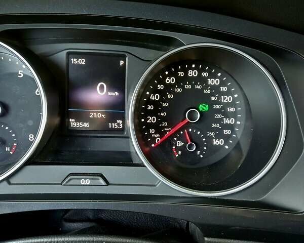 Черный Фольксваген Tiguan Allspace, объемом двигателя 2 л и пробегом 194 тыс. км за 20000 $, фото 4 на Automoto.ua