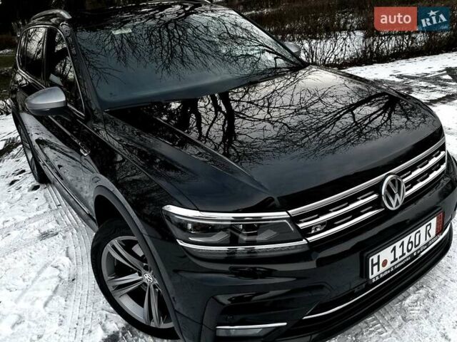 Черный Фольксваген Tiguan Allspace, объемом двигателя 2 л и пробегом 263 тыс. км за 31500 $, фото 97 на Automoto.ua