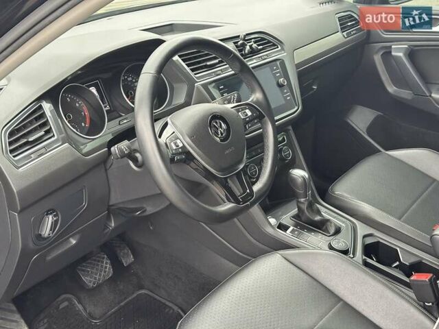 Фольксваген Tiguan Allspace 2019 в Сумах на Automoto.ua Черный Фольксваген Tiguan Allspace, объемом двигателя 2 л и пробегом 122 тыс. км за 19300 $, фото 30 на Automoto.ua