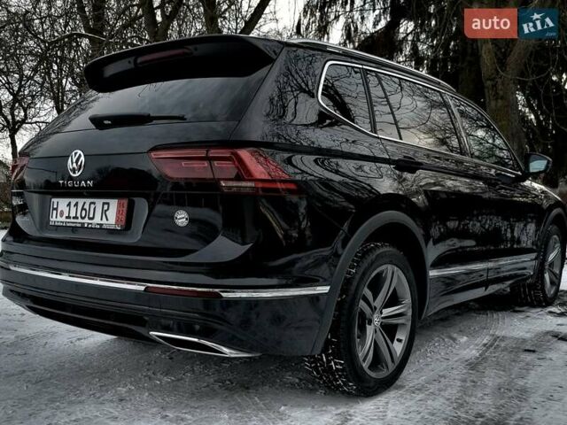 Черный Фольксваген Tiguan Allspace, объемом двигателя 2 л и пробегом 263 тыс. км за 31500 $, фото 127 на Automoto.ua