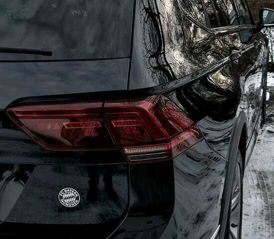 Черный Фольксваген Tiguan Allspace, объемом двигателя 2 л и пробегом 263 тыс. км за 31500 $, фото 139 на Automoto.ua