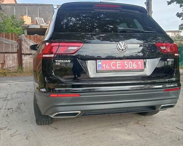 Черный Фольксваген Tiguan Allspace, объемом двигателя 2 л и пробегом 122 тыс. км за 19500 $, фото 9 на Automoto.ua