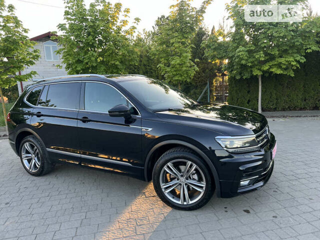 Черный Фольксваген Tiguan Allspace, объемом двигателя 2 л и пробегом 218 тыс. км за 29999 $, фото 5 на Automoto.ua