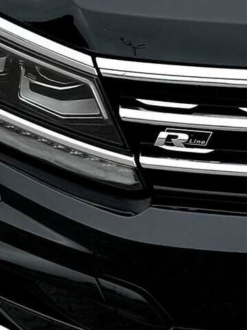 Черный Фольксваген Tiguan Allspace, объемом двигателя 2 л и пробегом 263 тыс. км за 31500 $, фото 14 на Automoto.ua