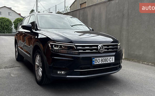 Черный Фольксваген Tiguan Allspace, объемом двигателя 2 л и пробегом 166 тыс. км за 30000 $, фото 1 на Automoto.ua