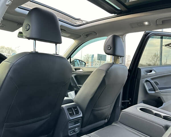 Черный Фольксваген Tiguan Allspace, объемом двигателя 1.98 л и пробегом 116 тыс. км за 22000 $, фото 12 на Automoto.ua