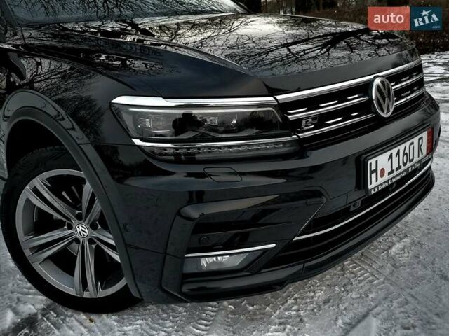 Черный Фольксваген Tiguan Allspace, объемом двигателя 2 л и пробегом 263 тыс. км за 31500 $, фото 4 на Automoto.ua