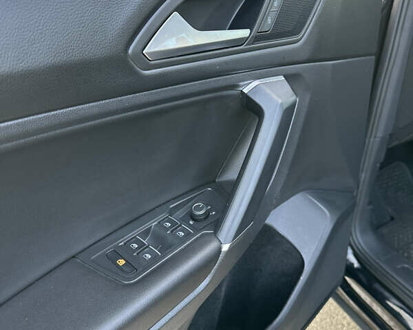 Черный Фольксваген Tiguan Allspace, объемом двигателя 1.98 л и пробегом 116 тыс. км за 22000 $, фото 10 на Automoto.ua
