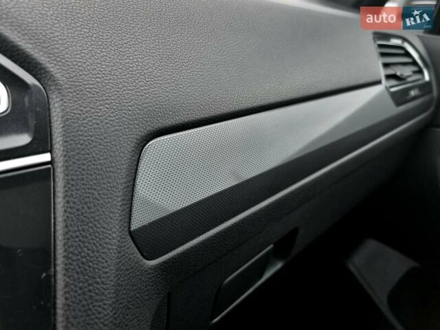 Черный Фольксваген Tiguan Allspace, объемом двигателя 2 л и пробегом 263 тыс. км за 31500 $, фото 50 на Automoto.ua