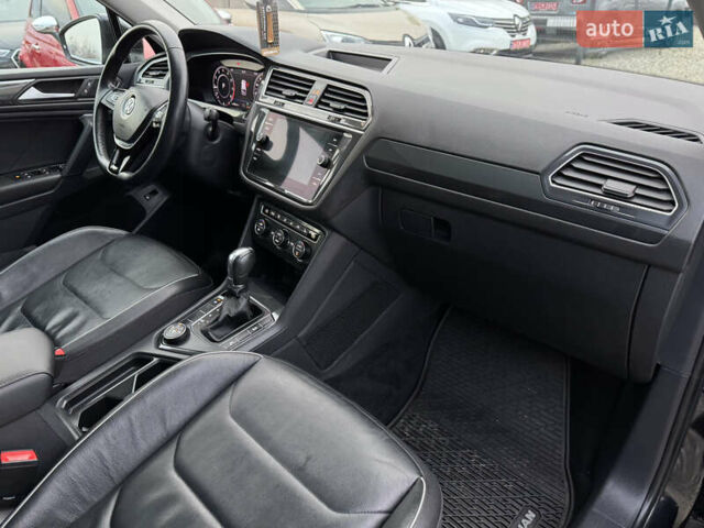 Чорний Фольксваген Tiguan Allspace, об'ємом двигуна 1.98 л та пробігом 170 тис. км за 21200 $, фото 32 на Automoto.ua