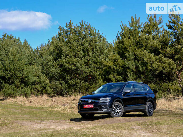 Чорний Фольксваген Tiguan Allspace, об'ємом двигуна 2 л та пробігом 163 тис. км за 25950 $, фото 17 на Automoto.ua