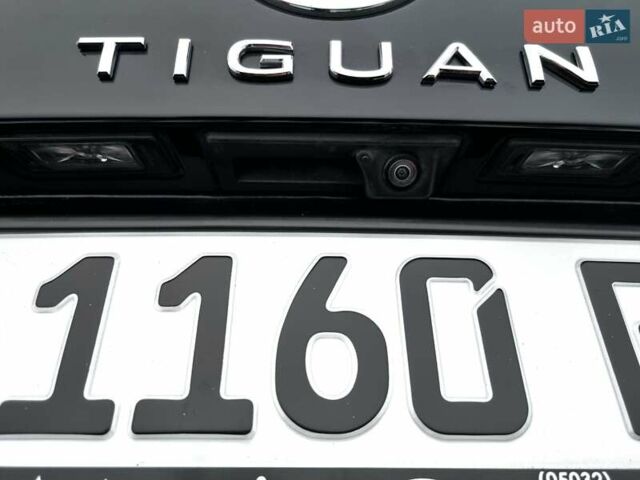 Черный Фольксваген Tiguan Allspace, объемом двигателя 2 л и пробегом 263 тыс. км за 31500 $, фото 26 на Automoto.ua