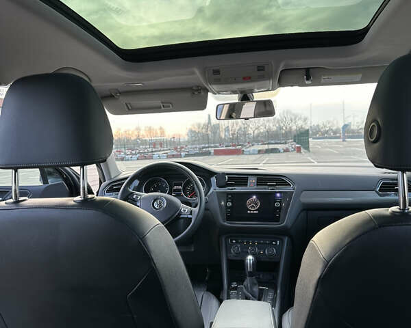 Черный Фольксваген Tiguan Allspace, объемом двигателя 1.98 л и пробегом 116 тыс. км за 22000 $, фото 8 на Automoto.ua