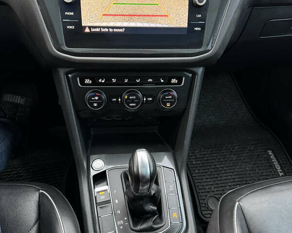 Чорний Фольксваген Tiguan Allspace, об'ємом двигуна 1.98 л та пробігом 170 тис. км за 21200 $, фото 39 на Automoto.ua